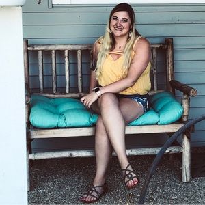 YELLOW STRIPED CROSS CUT TOP